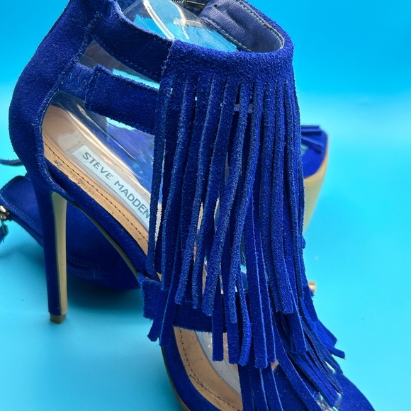 Steve Madden Bakirr Women Ankle Strap Fringe Cobalt Suede Sandals Size 7 EUC - Picture 5 of 13